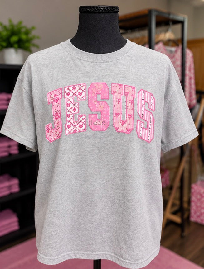 Pretty in Praise Tee
