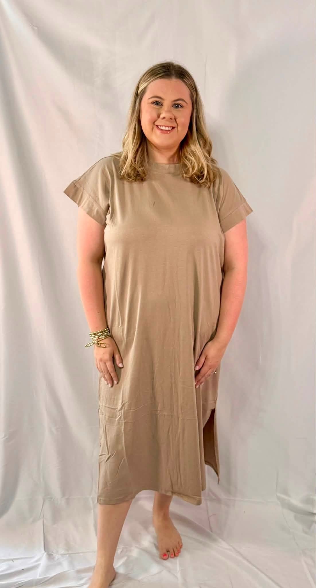 The Sienna Stroll Midi Dress🤎
